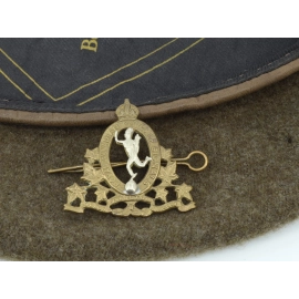 Béret Canadian 1945 & Cap Badge Royal Canadian Corps of Signals