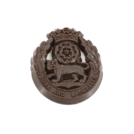 Cap badge "Economic" York And Lancaster Regiment