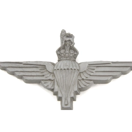 Cap badge " Economique" Parachute Regiment British Airborne