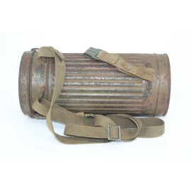 Camouflaged gas mask canister 1940