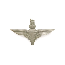 Cap badge Parachute Regiment British Airborne