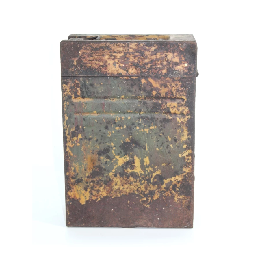 Ammunitions box 2cm Flak 30-38 camouflaged Ammunitions box 2cm Flak 30-38 camouflaged
