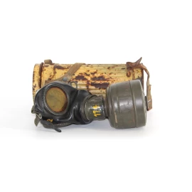 Camouflaged gas mask canister 1940