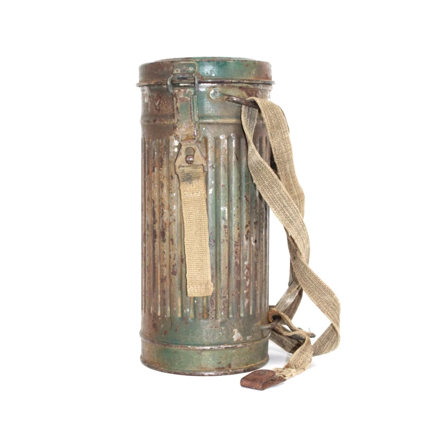 Camouflaged gas mask and canister tree-tone 1944 Camouflaged gas mask and canister tree-tone 1944