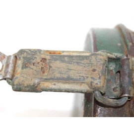 Masque anti-gaz Wehrmacht dans son boitier camouflé trois tons 1944
