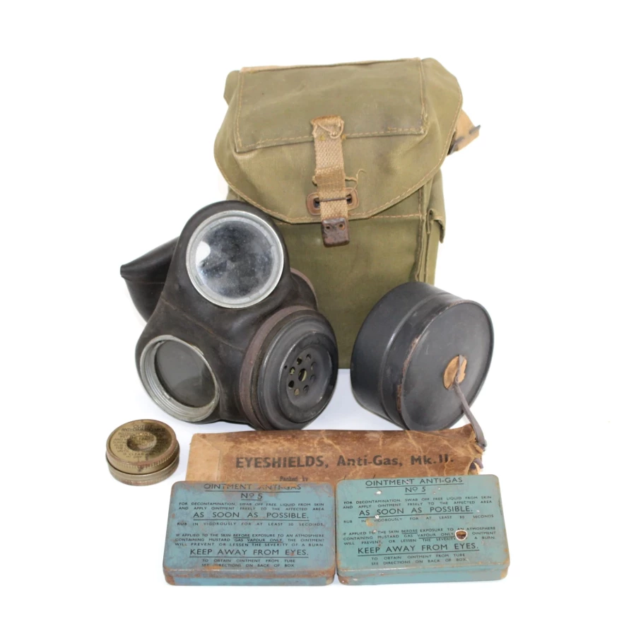 Masque Anti-Gaz British Army 1943 Masque Anti-Gaz British Army 1943