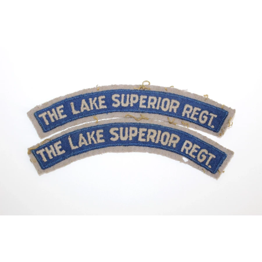 Insignes Canadien "The Lake Superior Régiment" Insignes Canadien "The Lake Superior Régiment"