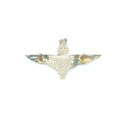 Cap badge Parachute Regiment British Airborne